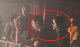 网红吃瓜素材视频在线观看,揭秘娱乐圈幕后故事